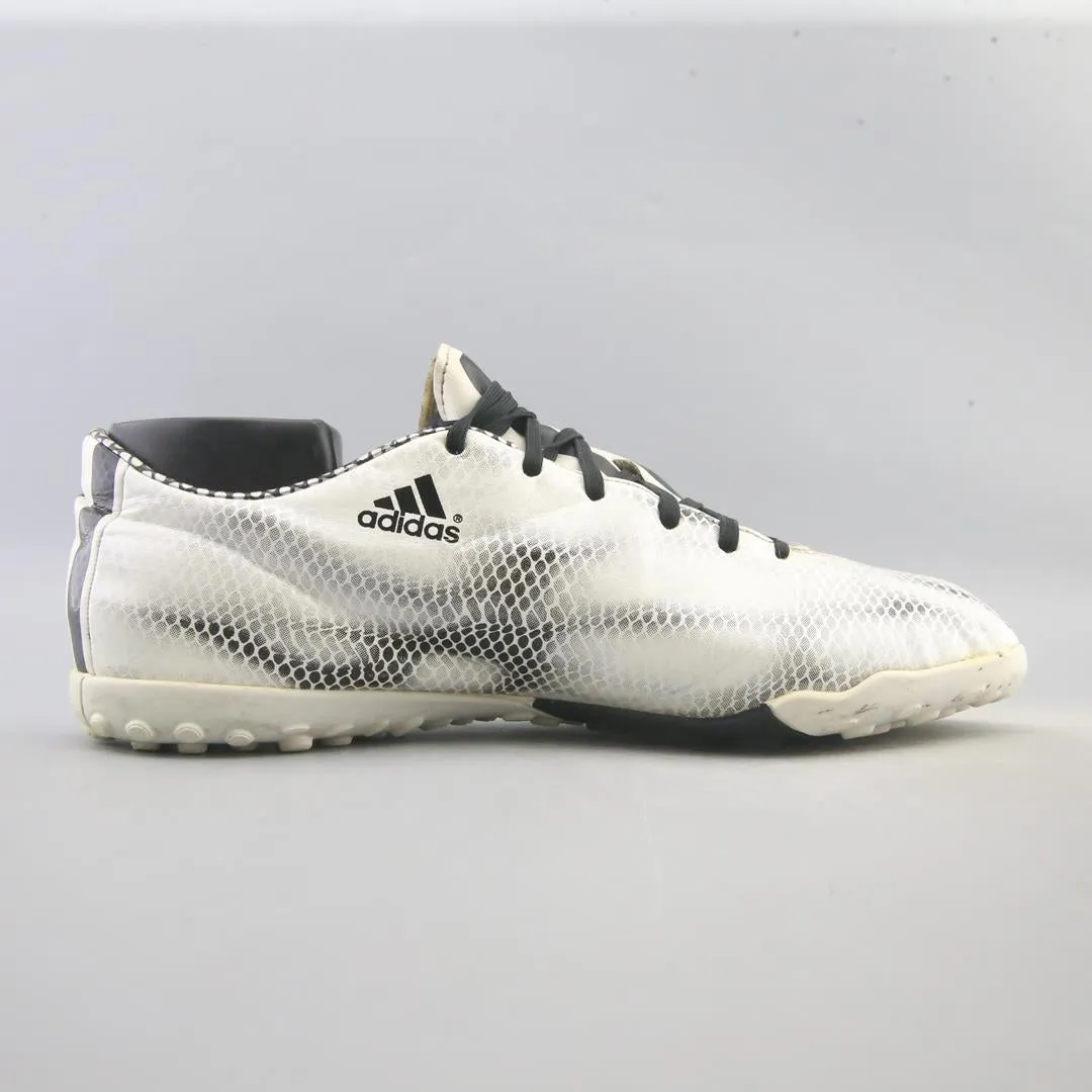 ADIDAS  F10 ADIZERO TF