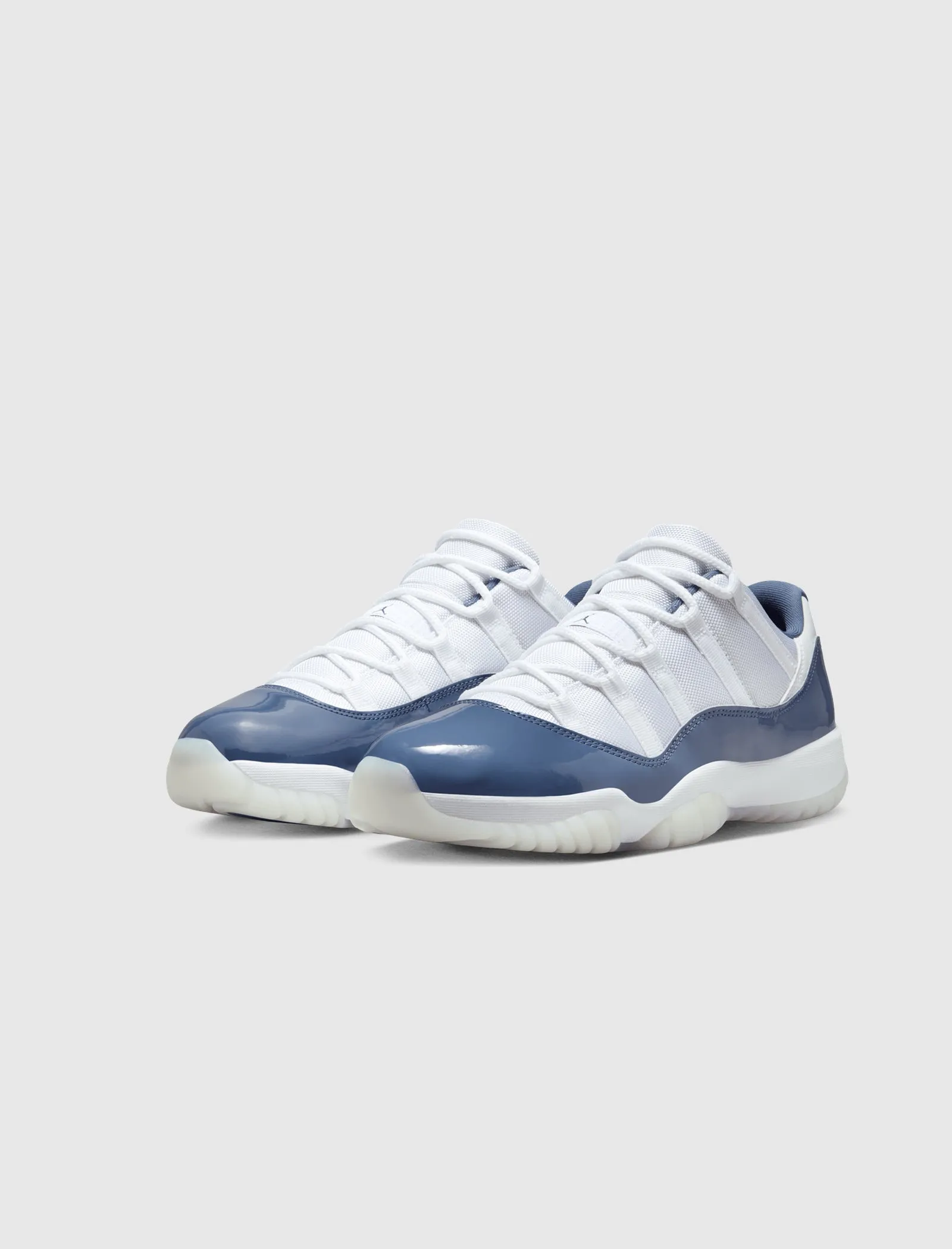 AIR JORDAN 11 RETRO LOW "DIFFUSED BLUE"