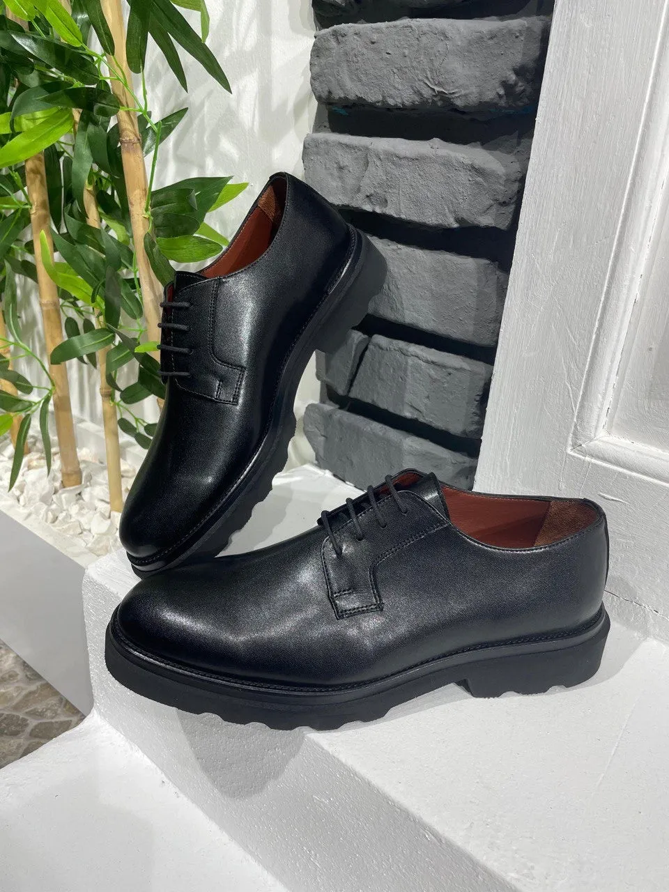 Brabion Belton Black Leather Shoes