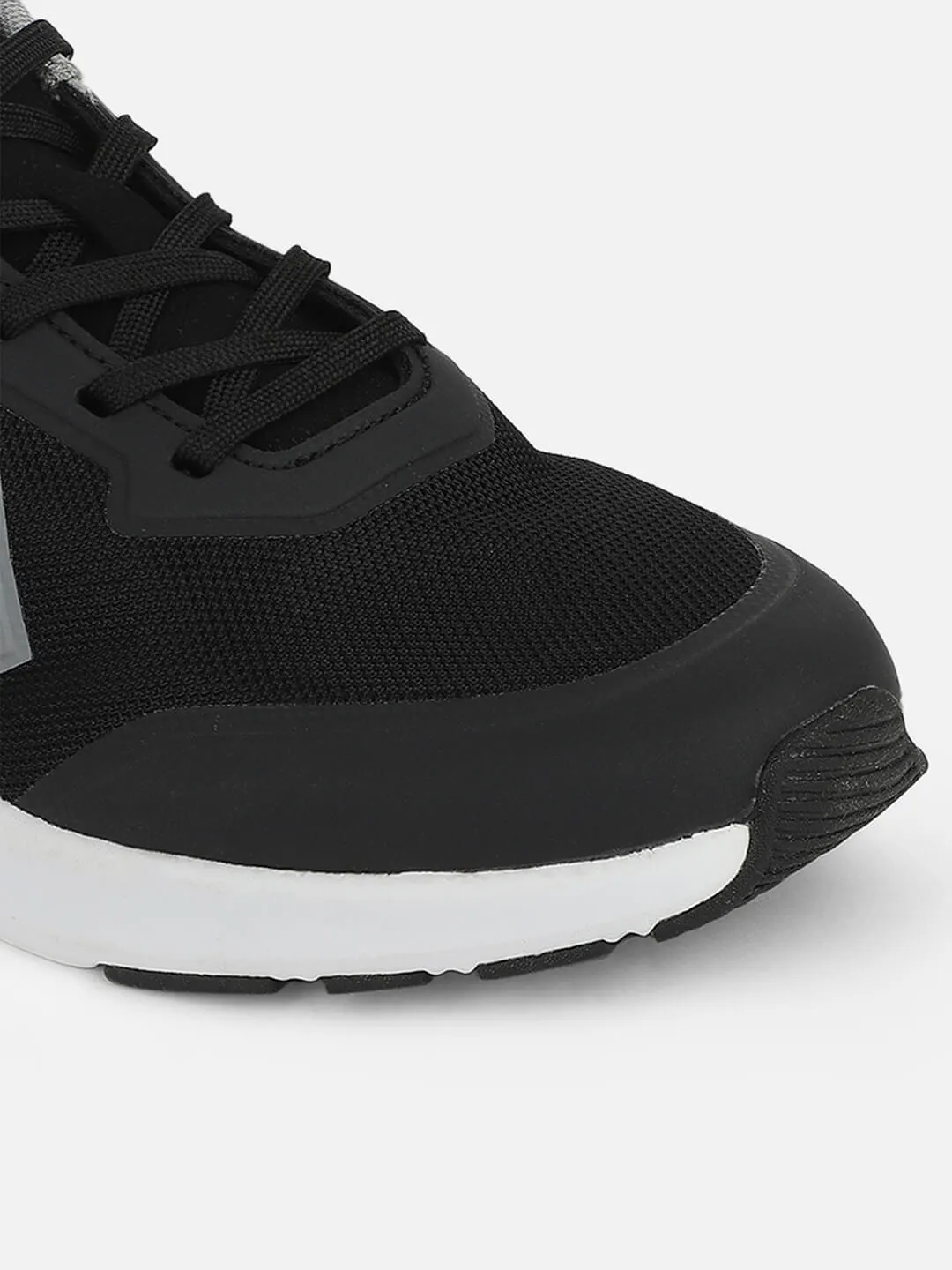 Flow Breather Lace Up Training Shoe