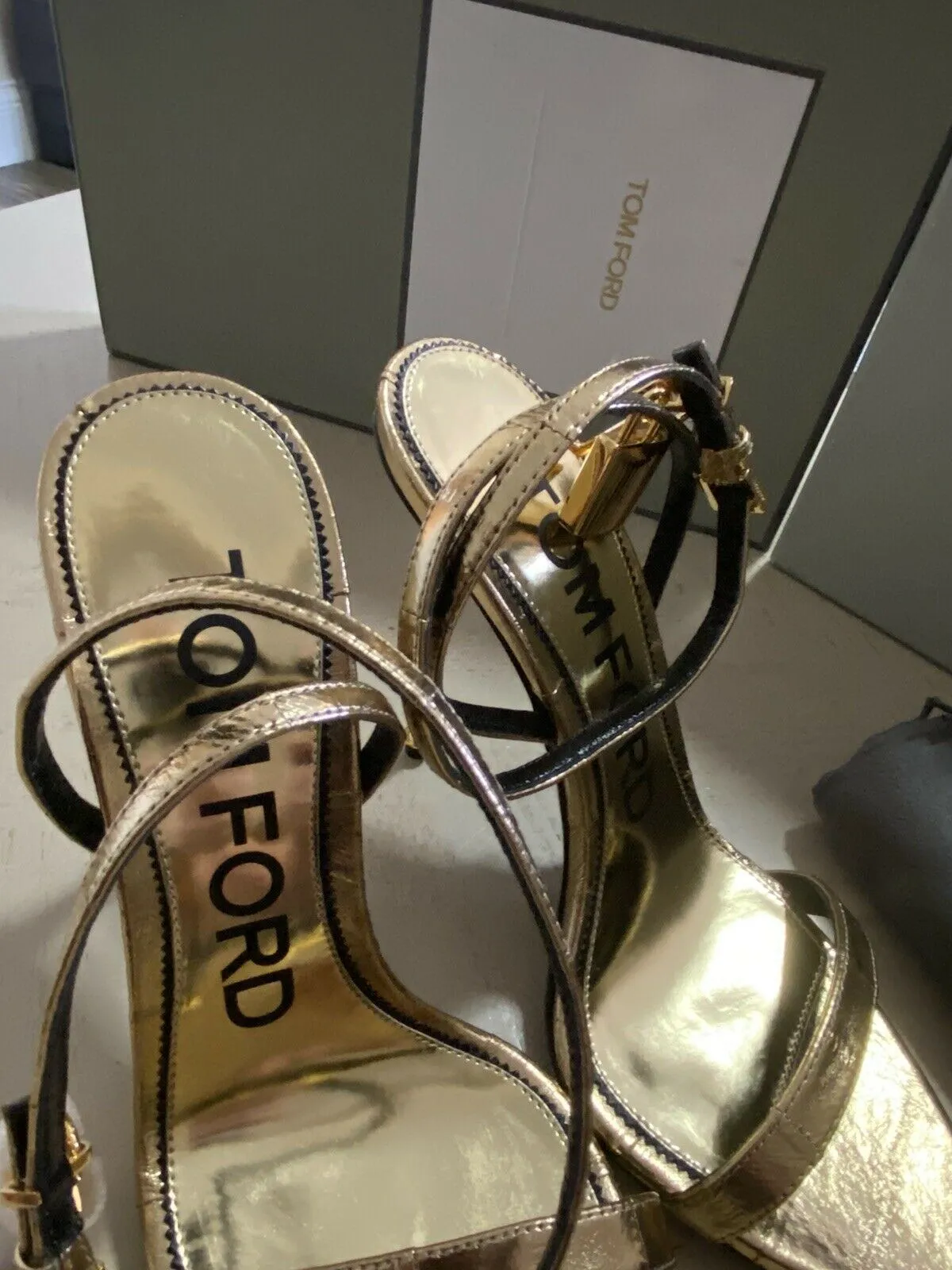 NIB $1490 Tom Ford Women’s Leather Sandal Shoes Gold 8 US/38 Eu Italy