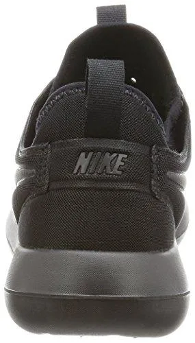 Roshe Two Running Shoe Running Shoe Black/Black/Black 9