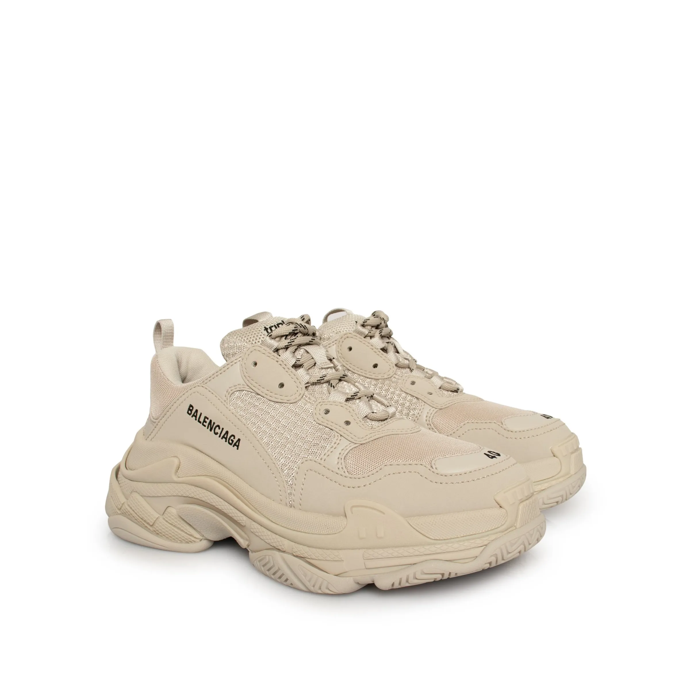 Triple S Sneaker in Beige