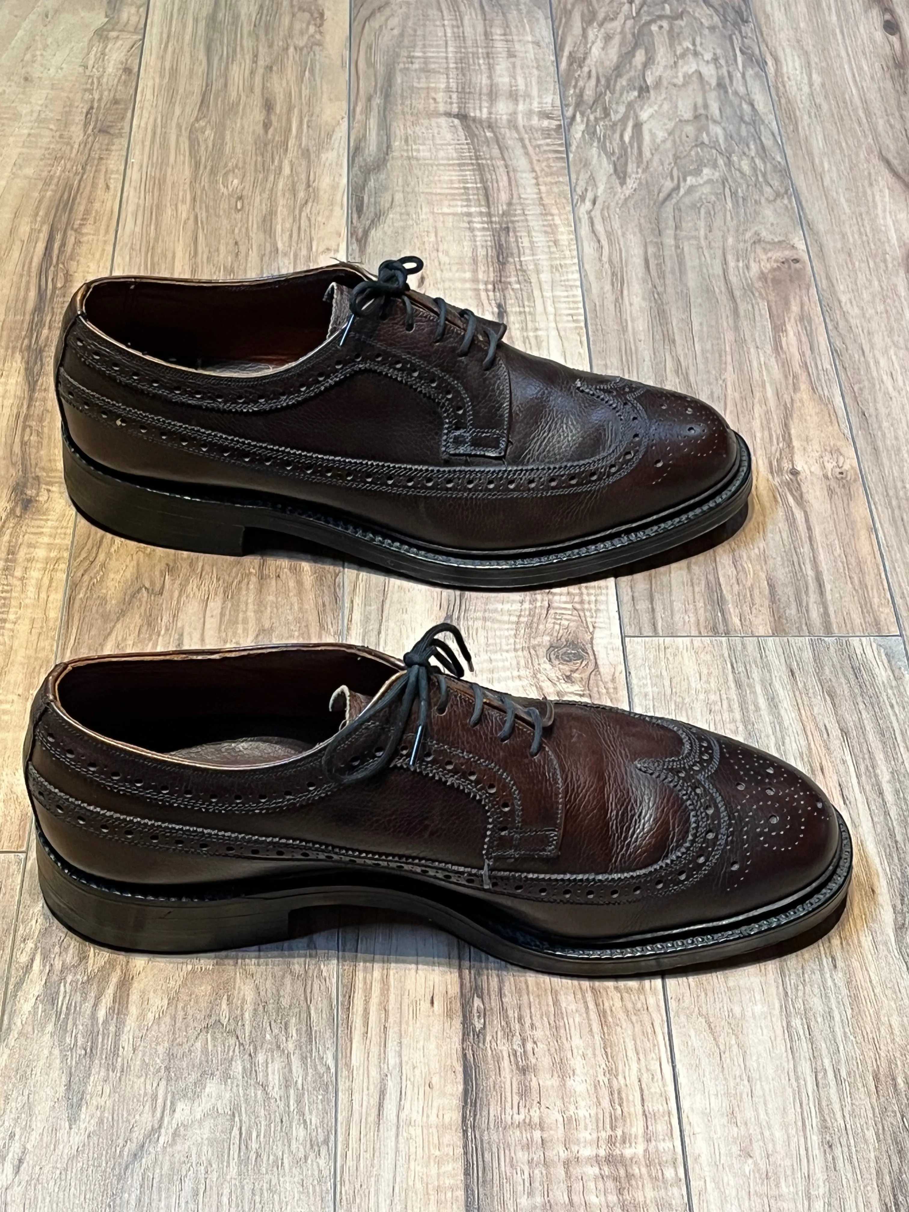 Vintage Dacks Brogue Wingtip Dark Brown Derby Shoes, Made in Canada, Size US Mens 9, EUR 42, SOLD