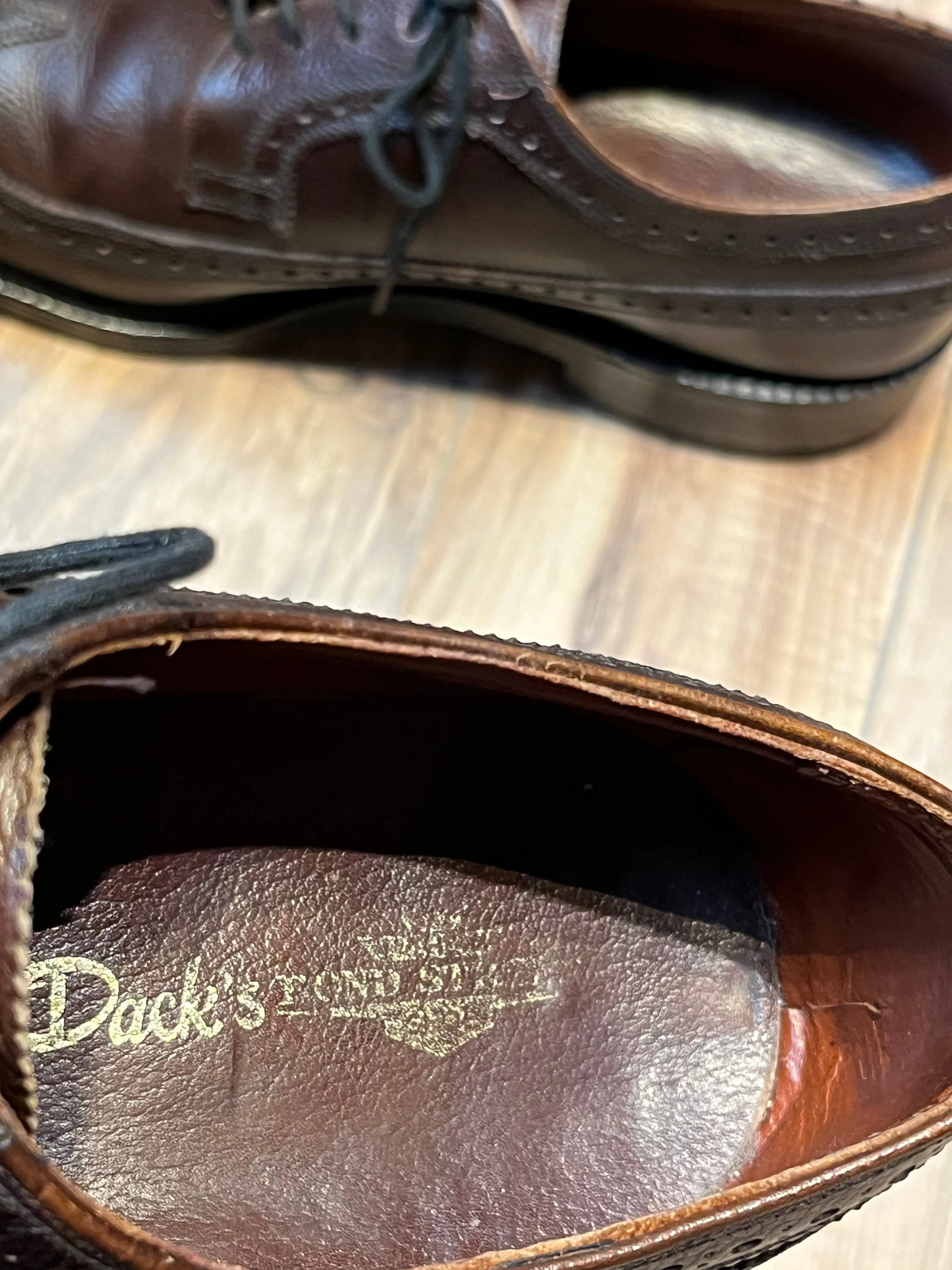 Vintage Dacks Brogue Wingtip Dark Brown Derby Shoes, Made in Canada, Size US Mens 9, EUR 42, SOLD