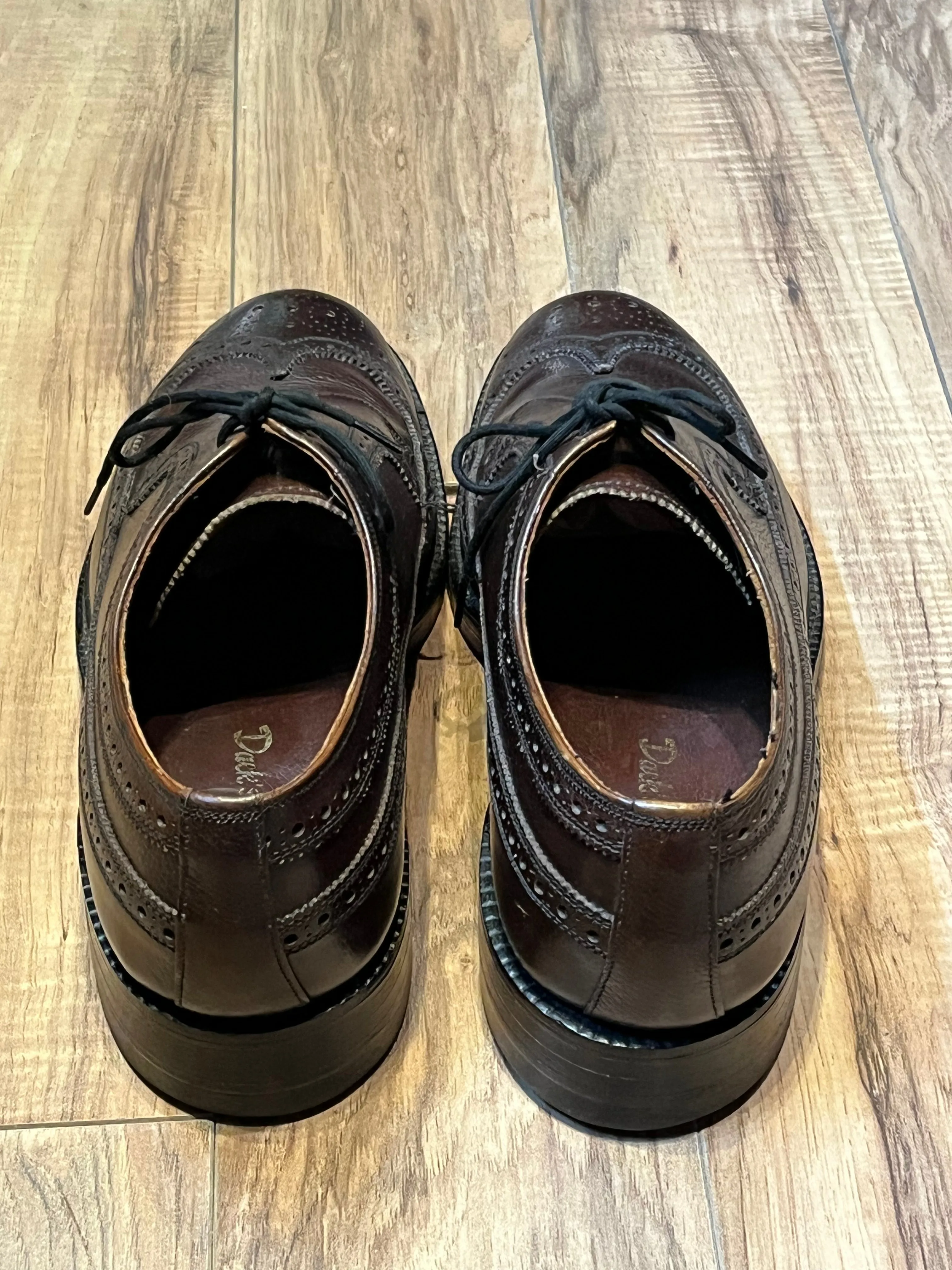 Vintage Dacks Brogue Wingtip Dark Brown Derby Shoes, Made in Canada, Size US Mens 9, EUR 42, SOLD